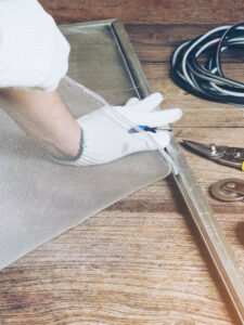 reparatii plase insecte