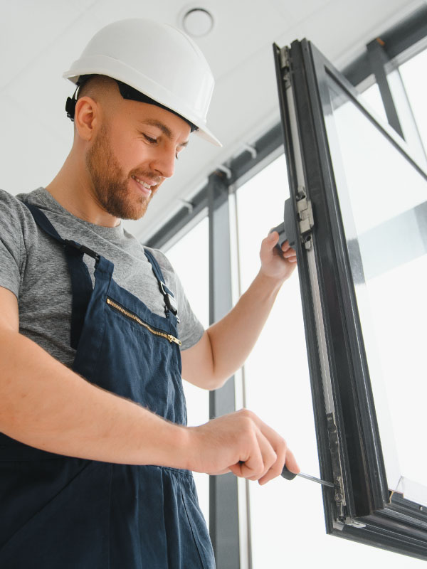 Reparații și reglări usi si ferestre