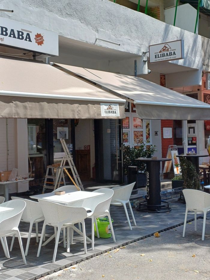 copertină retractabilă